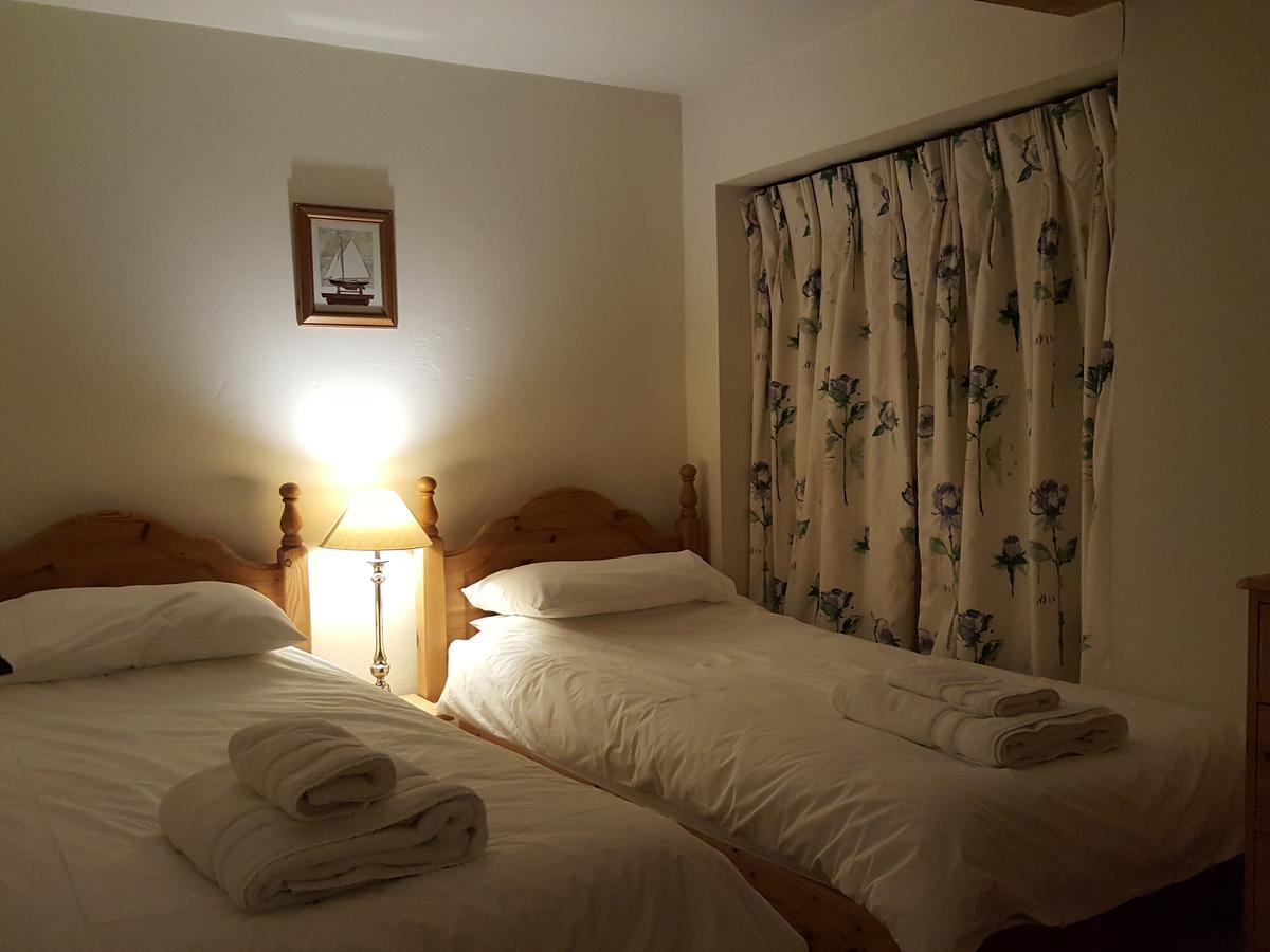Lockgate Dairy Bed & Breakfast Чичестър Екстериор снимка