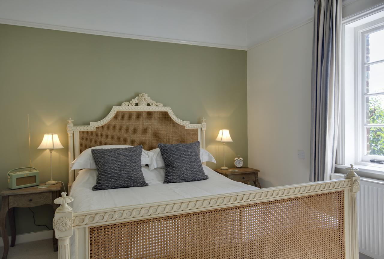 Lockgate Dairy Bed & Breakfast Чичестър Екстериор снимка